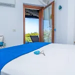 Graya * Porto Istana